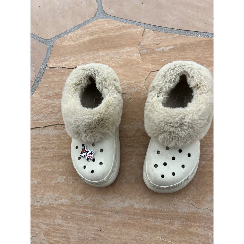 Women's Fuzzy Lined Crocs Platform Shoes 6 LS